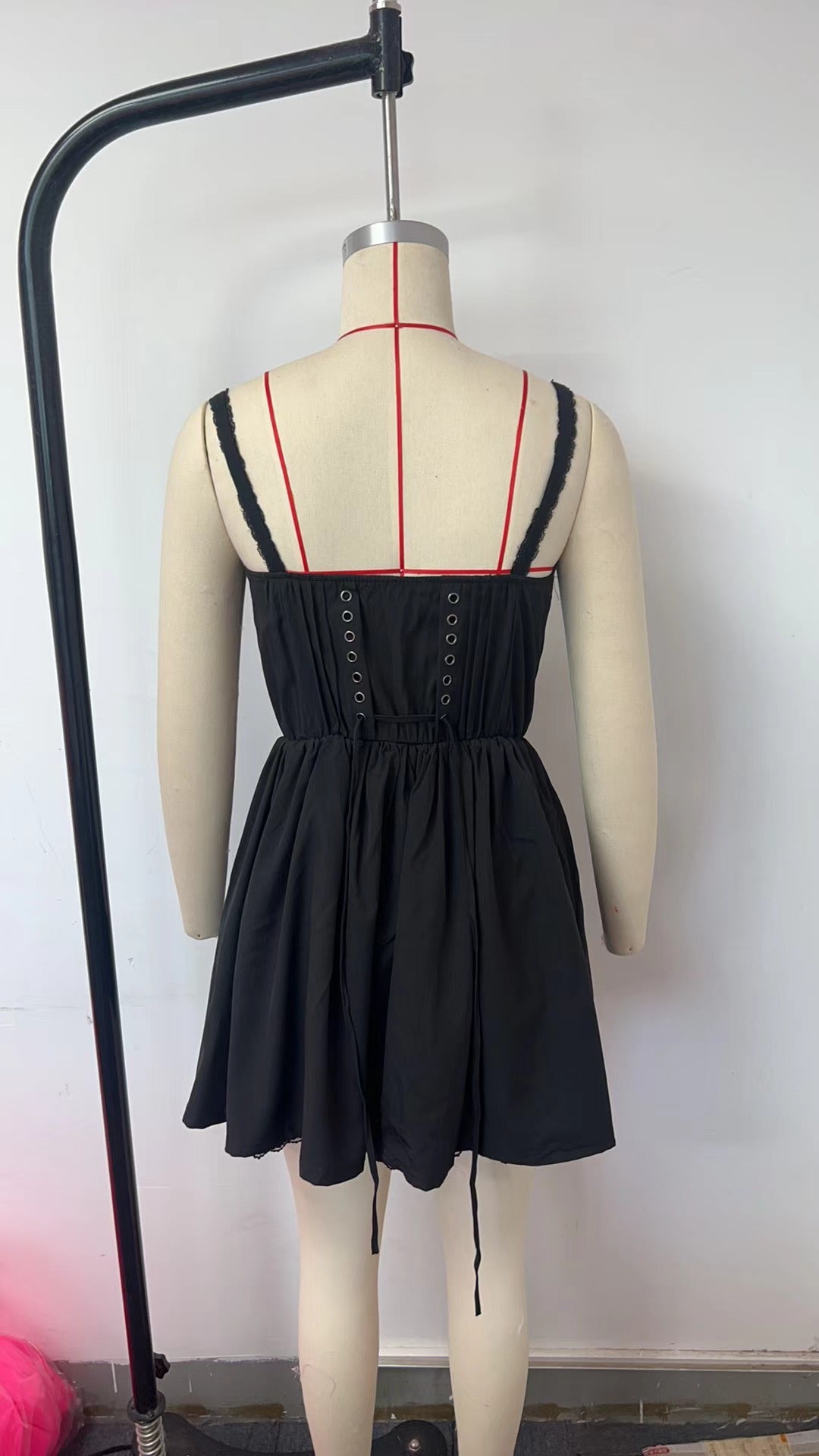 European and American sexy women's lace stitching suspender skirt tight waist backless small skirt pure desire style white dress women