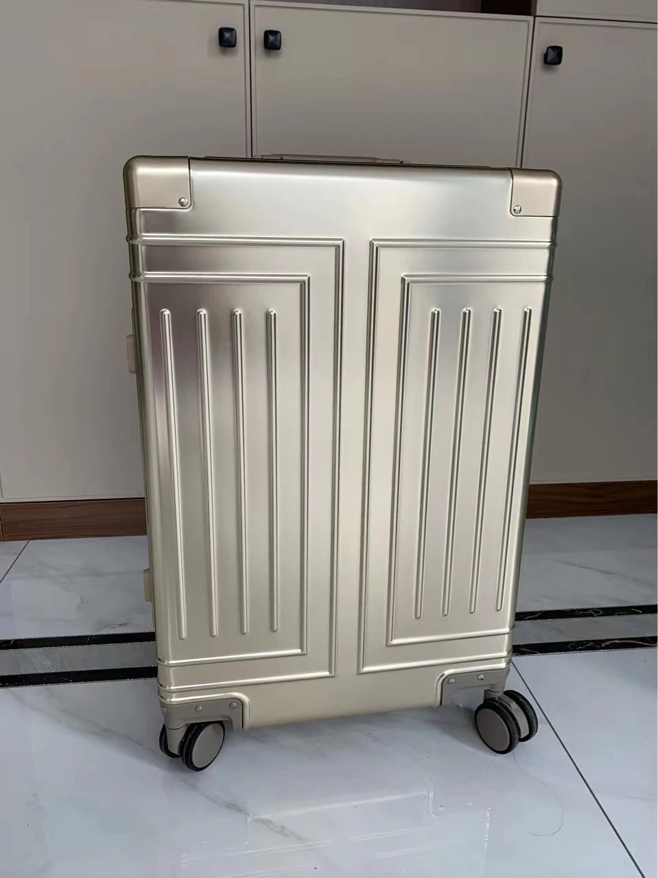 100% Aluminum-magnesium Alloy Travel Suitcase Rolling Luggage 20/24/28 inch Trolley Luggage Carry-On Cabin Suitcase Bag TSA Lock